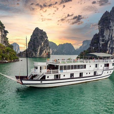Готель Legend Cruise Халонг Екстер'єр фото